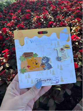 2025 Disney Winnie The Pooh Gopher Hundred Acre Wood Pin Series 11/12 IN HAND